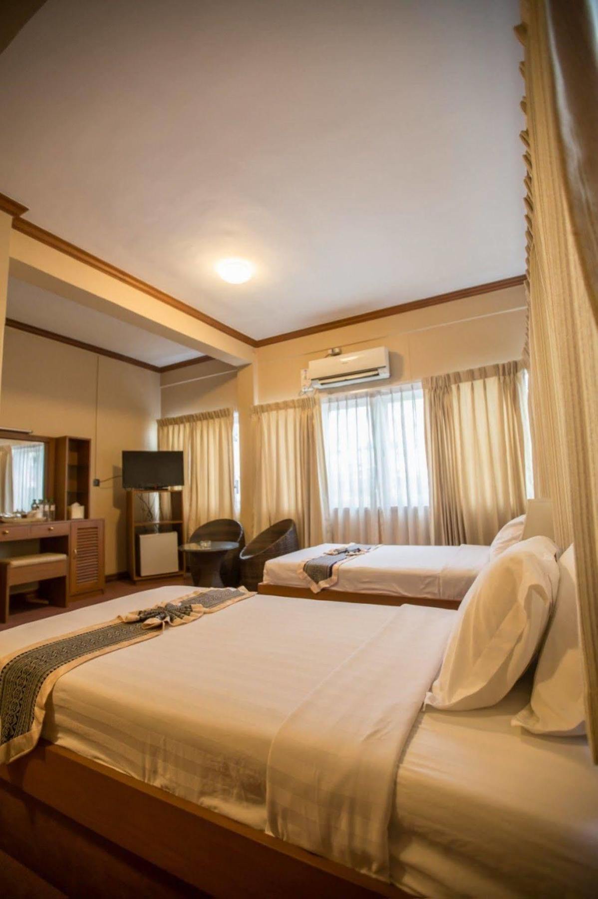 Kyi Tin Hotel Mandalay Exterior foto